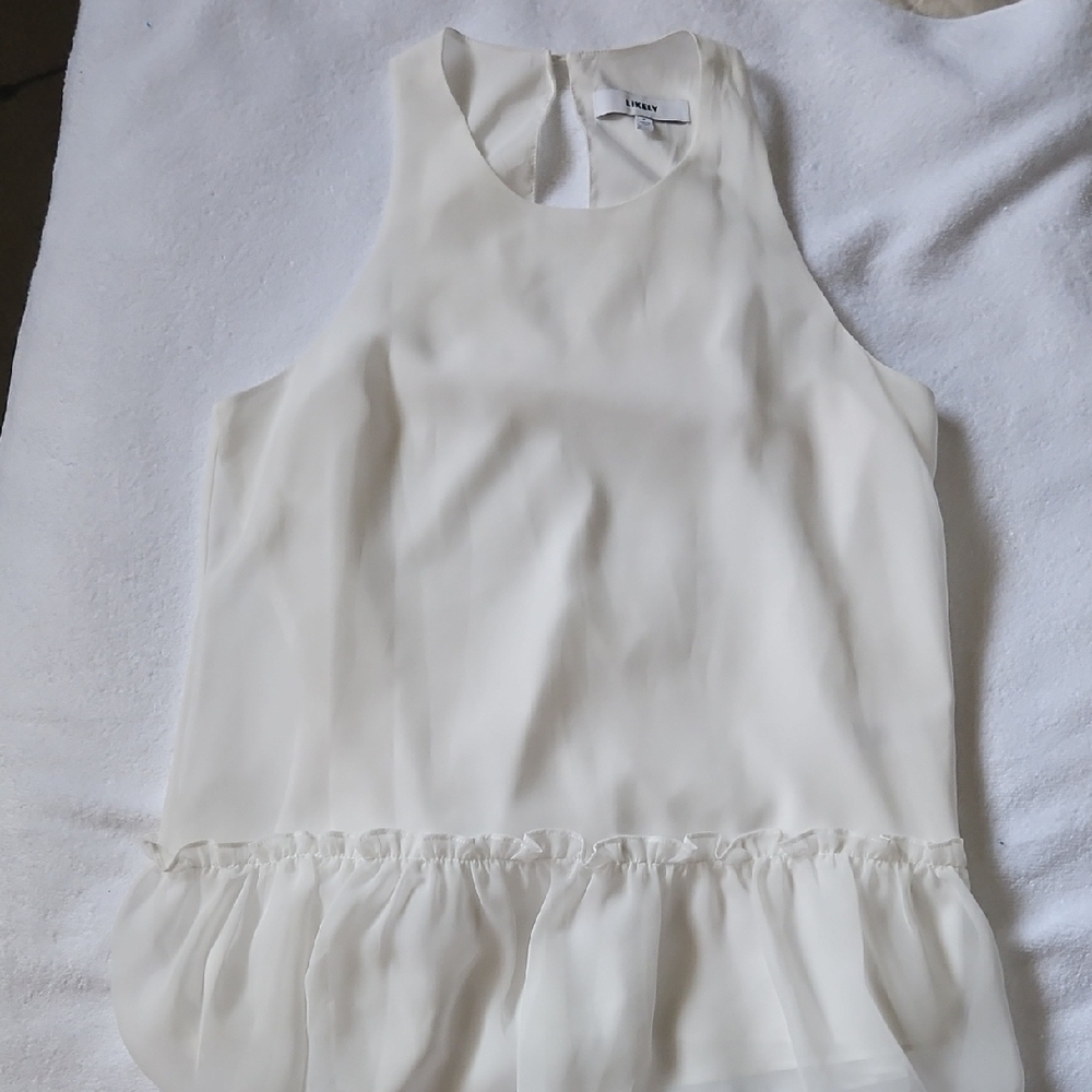 Chic and feminine Likely white peplum tank top in size 2 - Picture 2 of 7